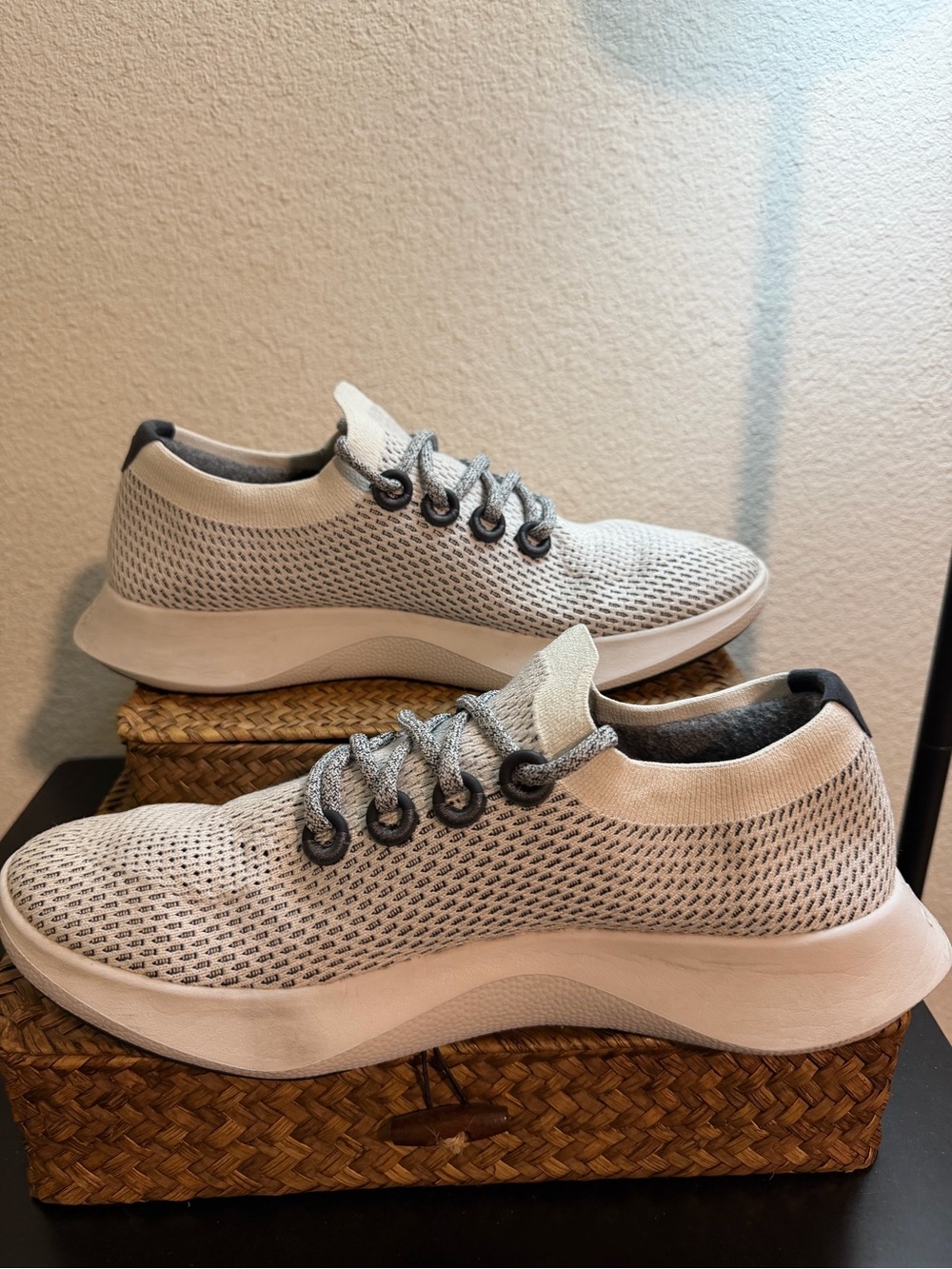 allbirds Men's Light Gray Knit Sneakers
